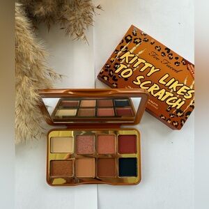 Too Faced Kitty likes to scratch mini eyeshadow palette​